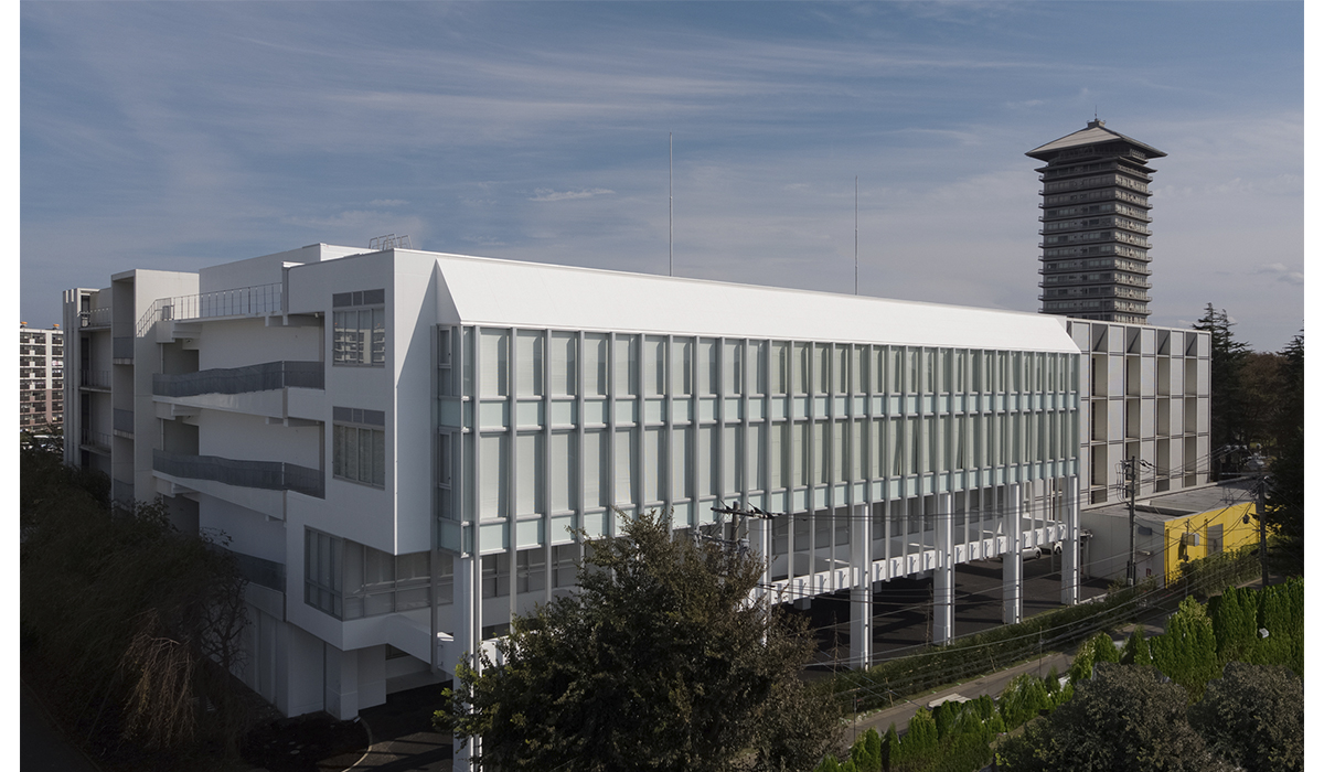 Yokohama College of Pharmacy and Pharmaceutical Sciences Research Building